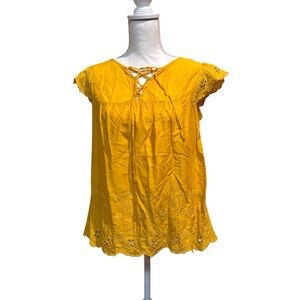 Old Navy Yellow Lace-Up Eyelet Blouse size small petite‎